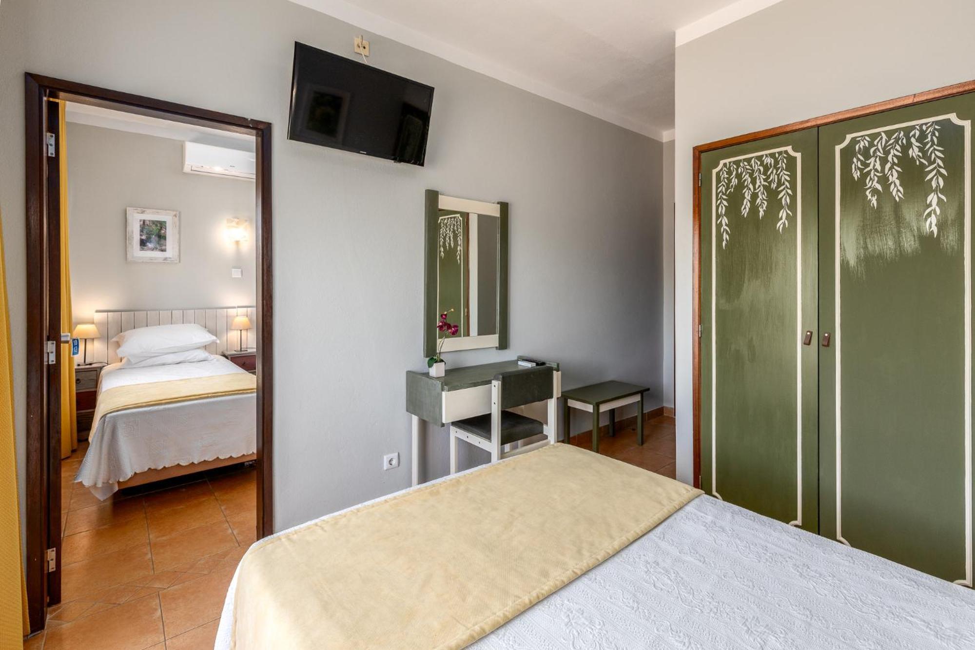 Guest House Oliveira Boliqueime Luaran gambar